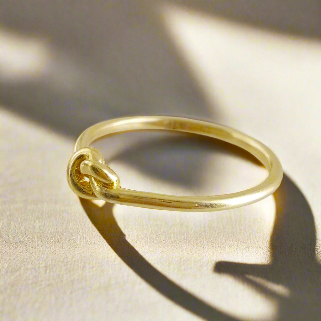 Minimalist Knot Gold Ring - 10k,14k,18k