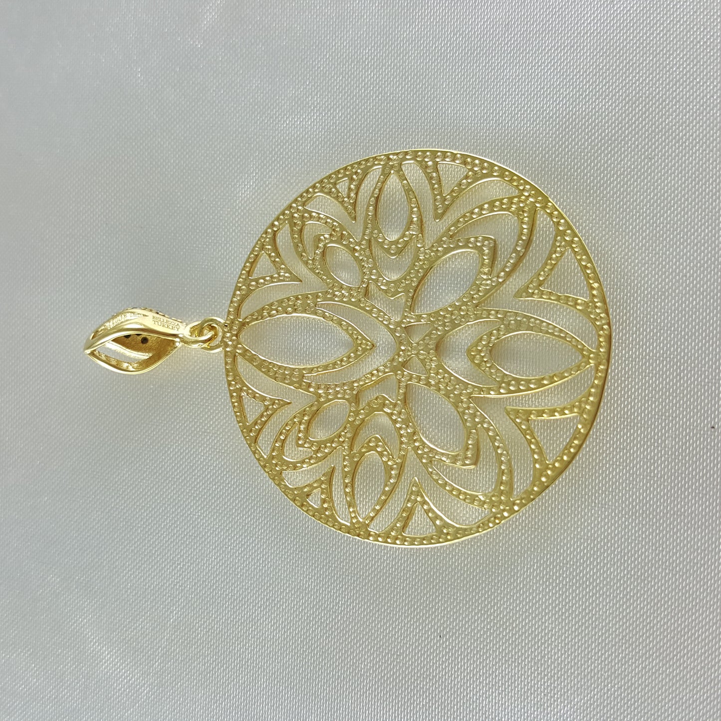 Scrollwork Flower in 2" Circle Pendant