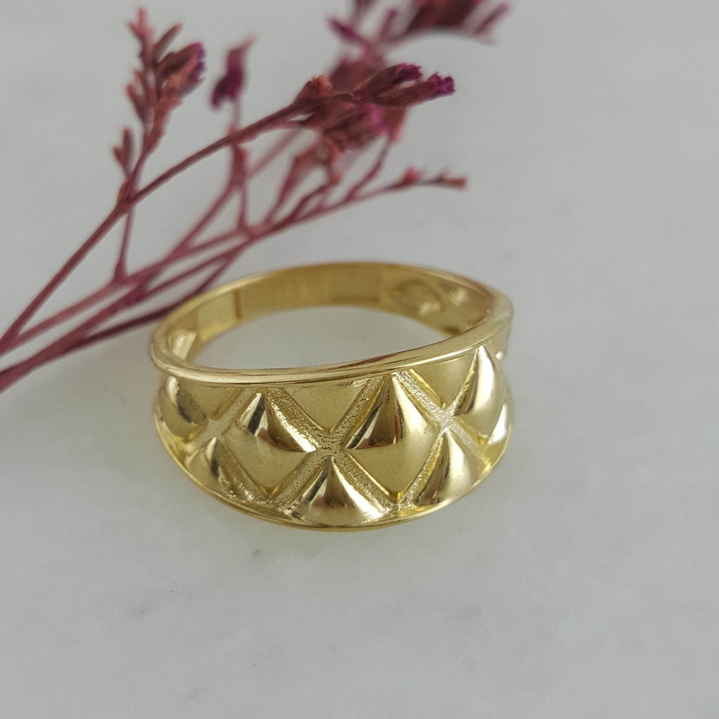 Quilt Pattern Gold Ring - 10k,14k,18k - TurkishBling