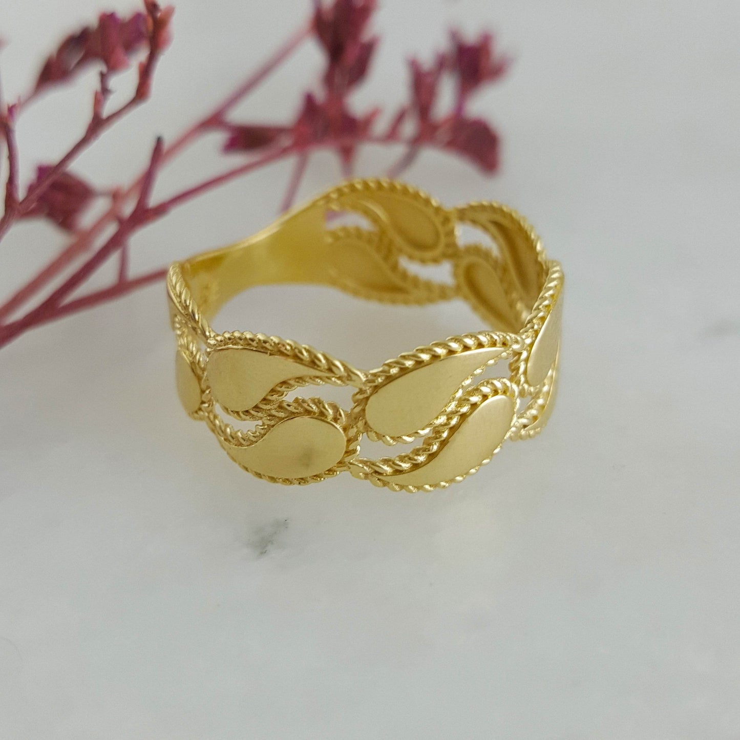 Gold Paisley Ring - 10k, 14k, 18k - TurkishBling