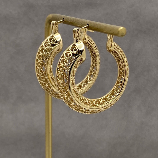 Graduated Filigree Hoop Earrings - TurkishBling