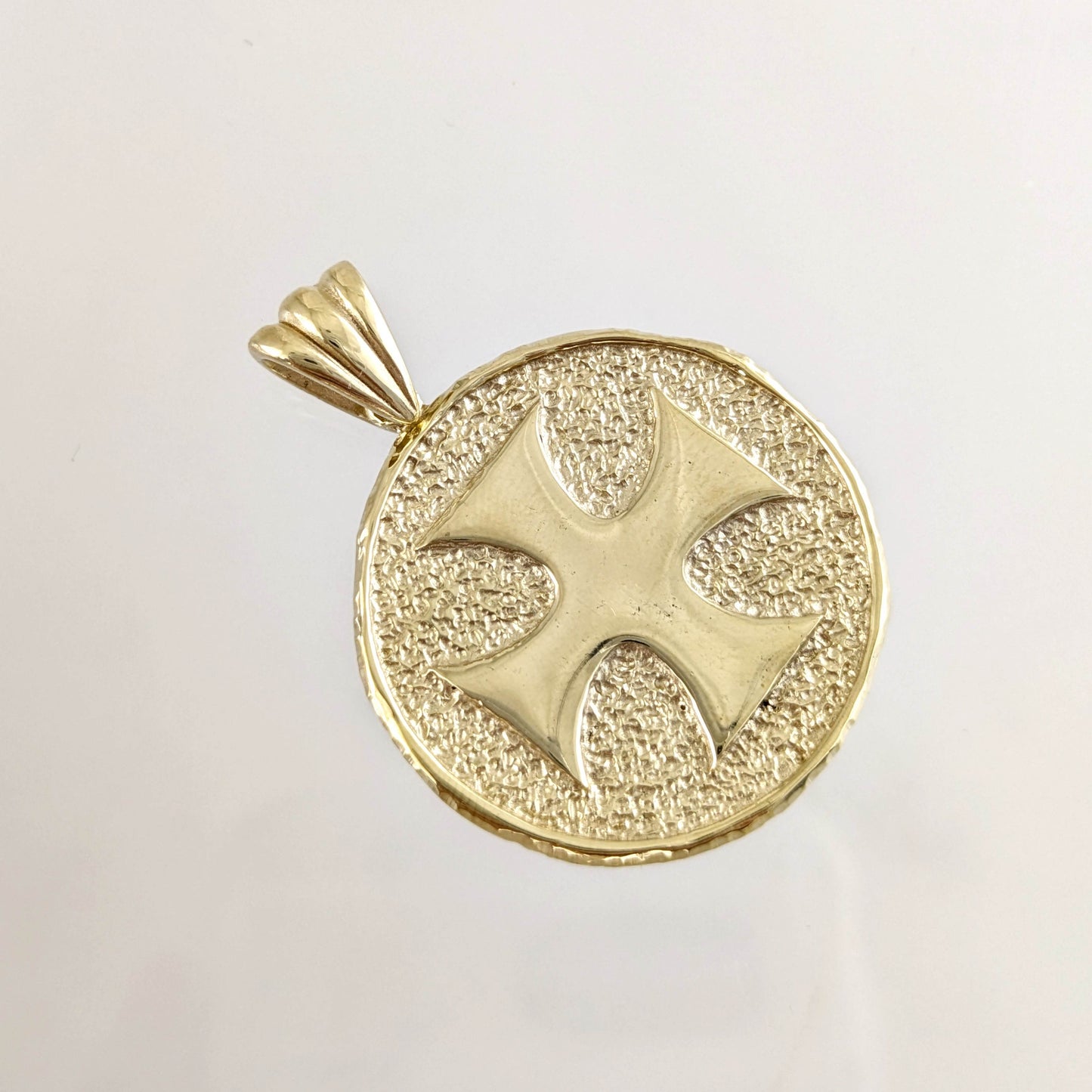 Embossed Cross Medallion Pendant - TurkishBling