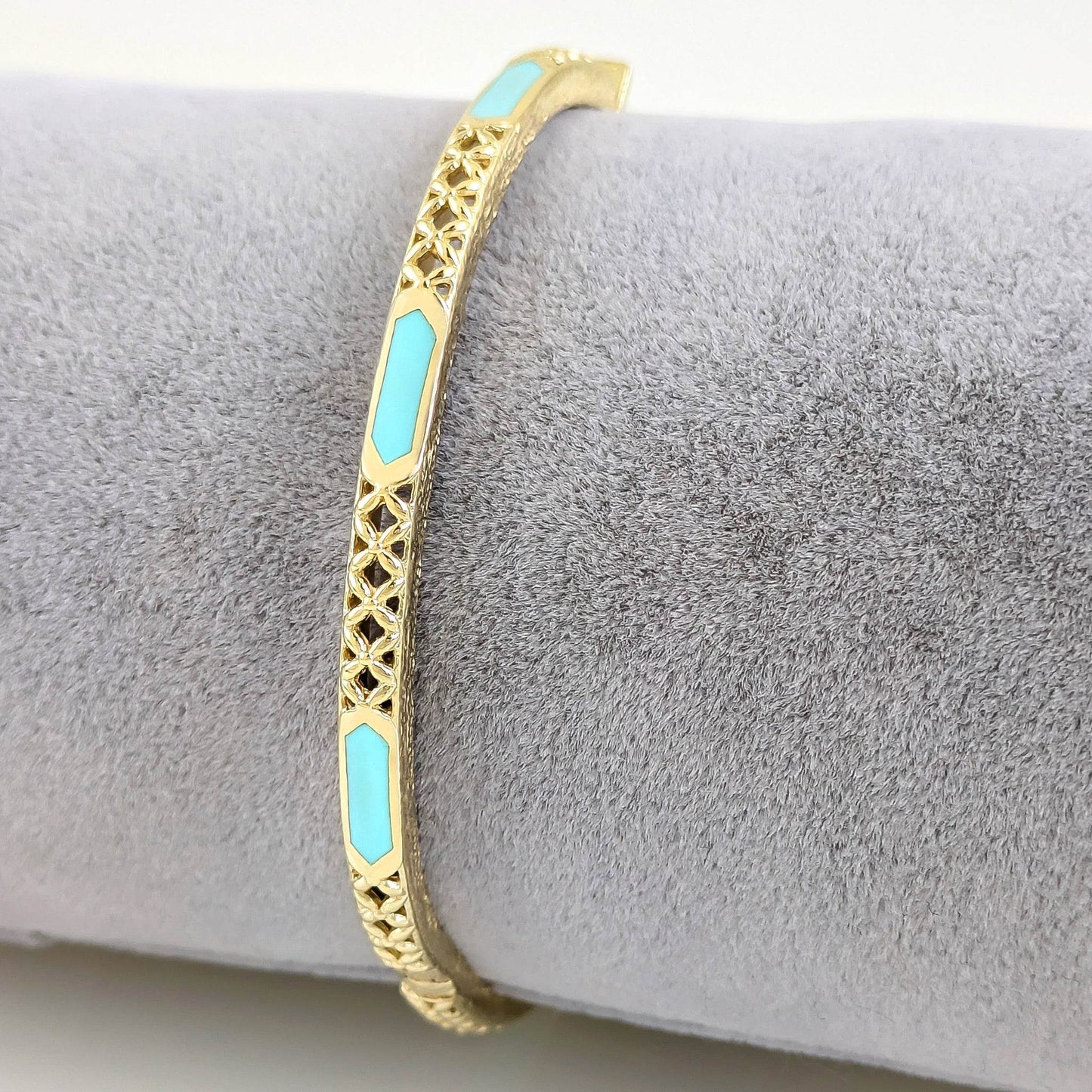 Enamel Inlay Bangle – Lattice Detail with Safety Clasp, 7 or 8 in. Red Coral / Turquoise color options - TurkishBling