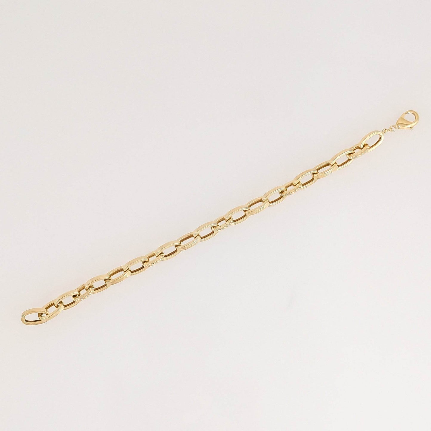 Bold Link Chain Bracelet – 7.5mm Classic Gold Finish - TurkishBling
