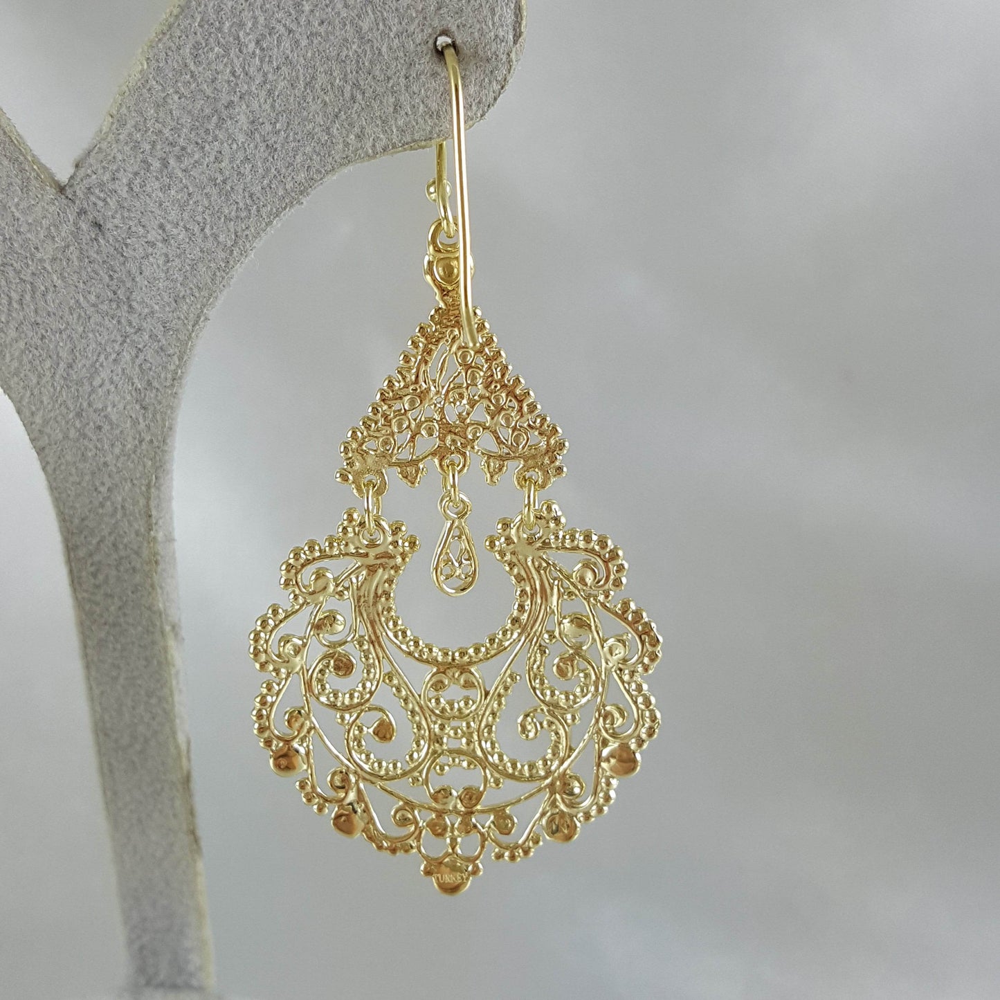 Gold Filigree Chandelier Earrings – Vintage-Inspired Statement Dangle Earrings - TurkishBling