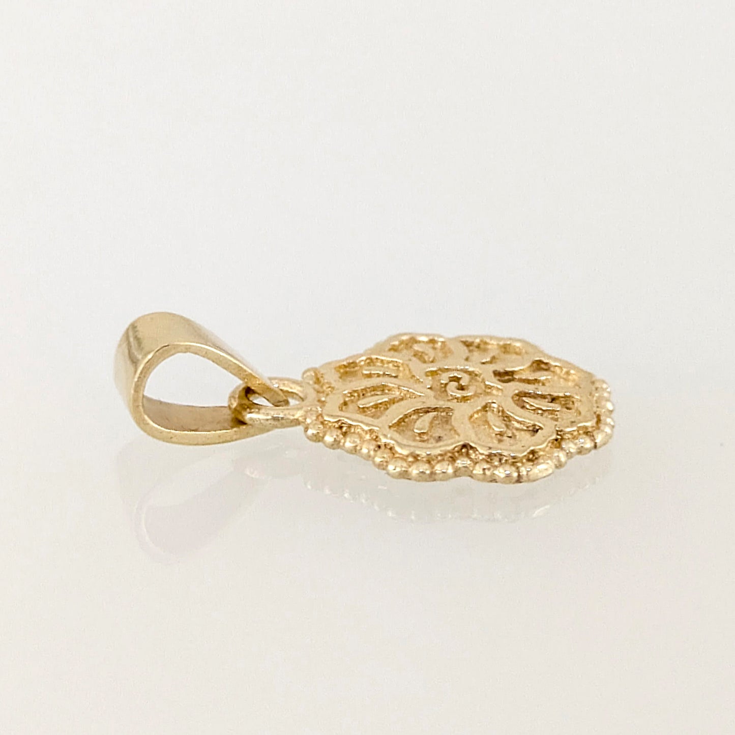 Petite Round Floral Pendant