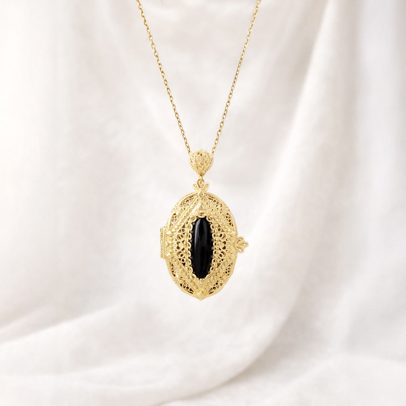 Oval Filigree Locket Pendant Black Onyx