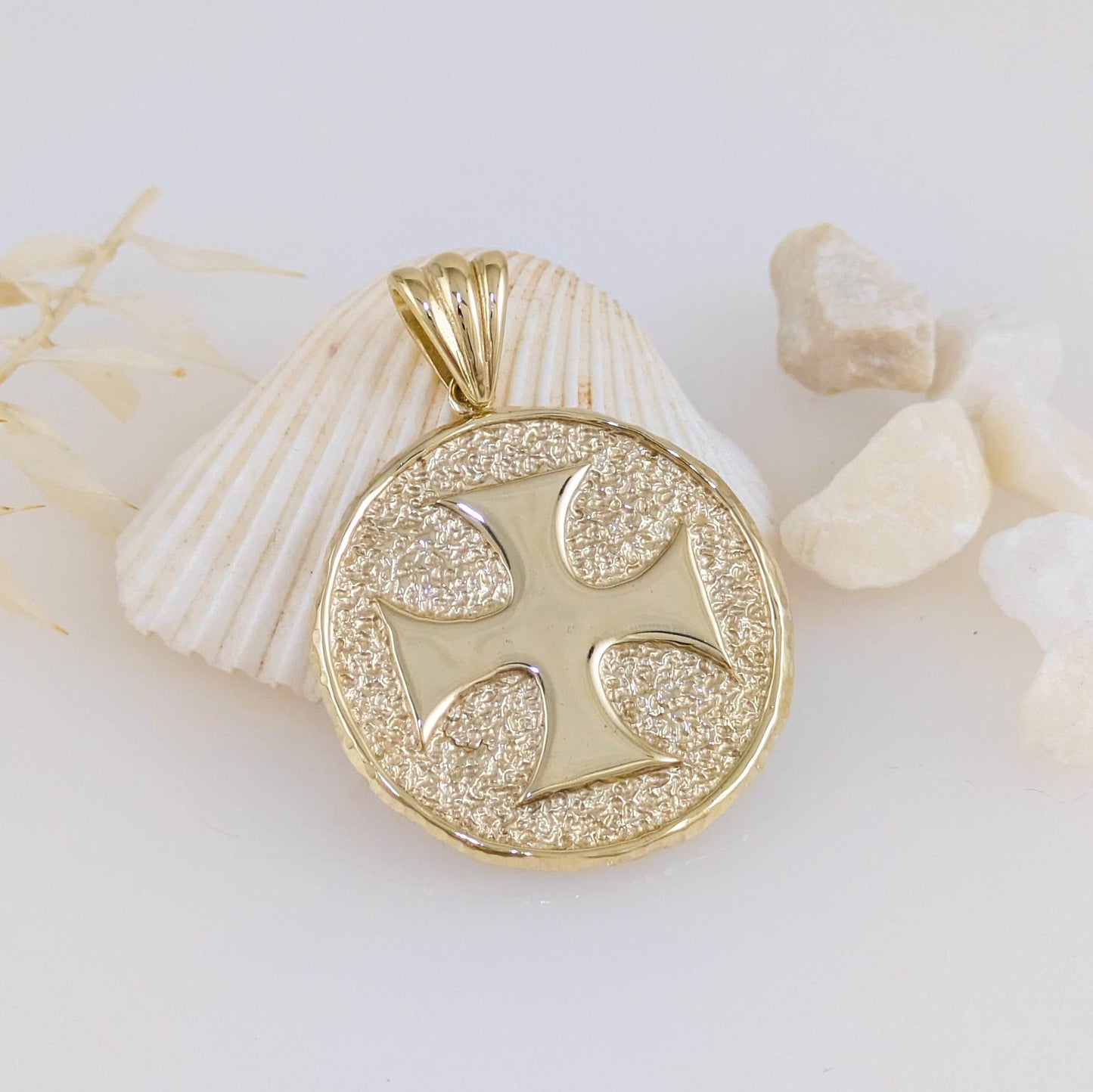 Embossed Cross Medallion Pendant - TurkishBling