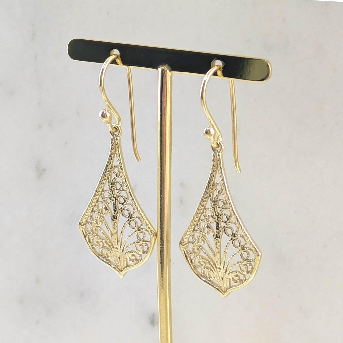 Elegant Filigree Drop Earrings with Nature-Inspired Design - TurkishBling