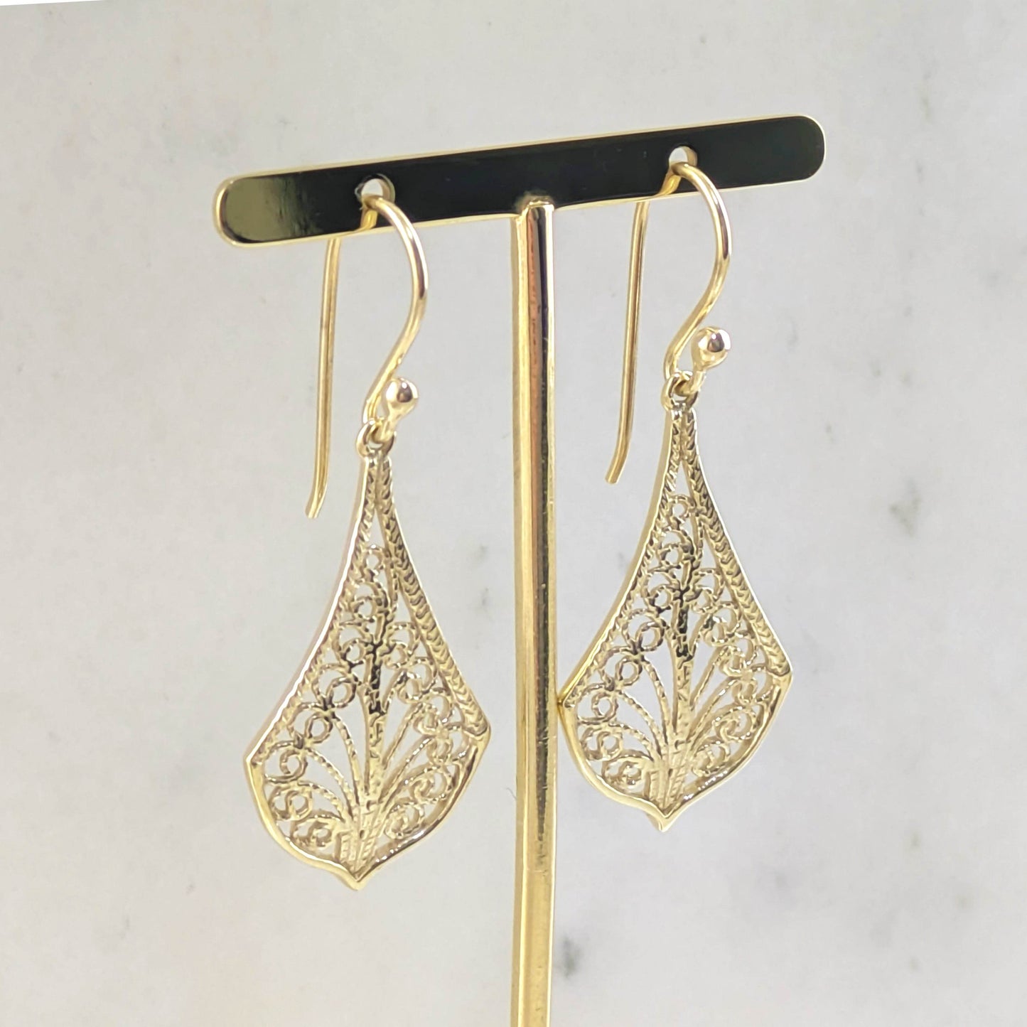 Elegant Filigree Drop Earrings with Nature-Inspired Design - TurkishBling