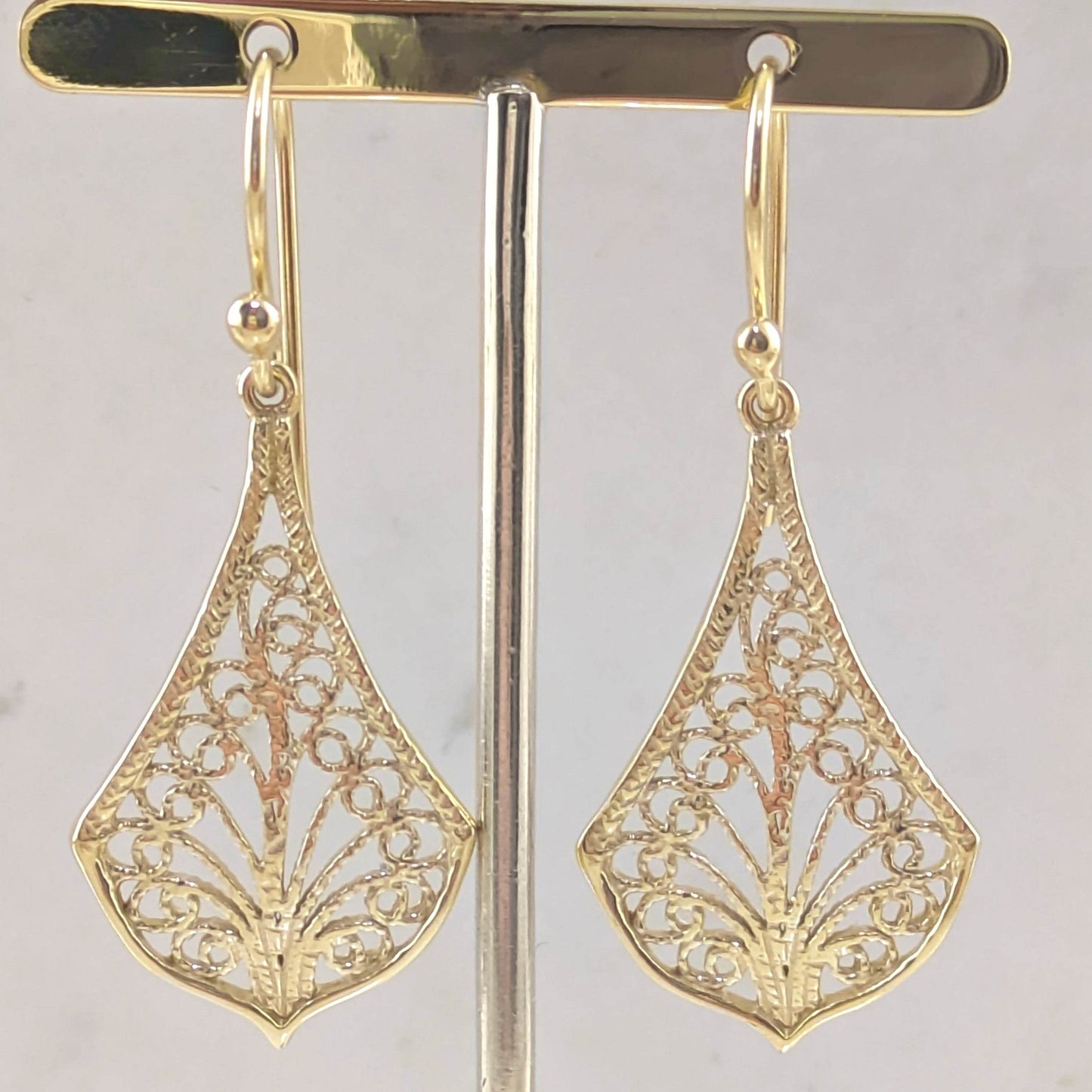 Elegant Filigree Drop Earrings with Nature-Inspired Design - TurkishBling