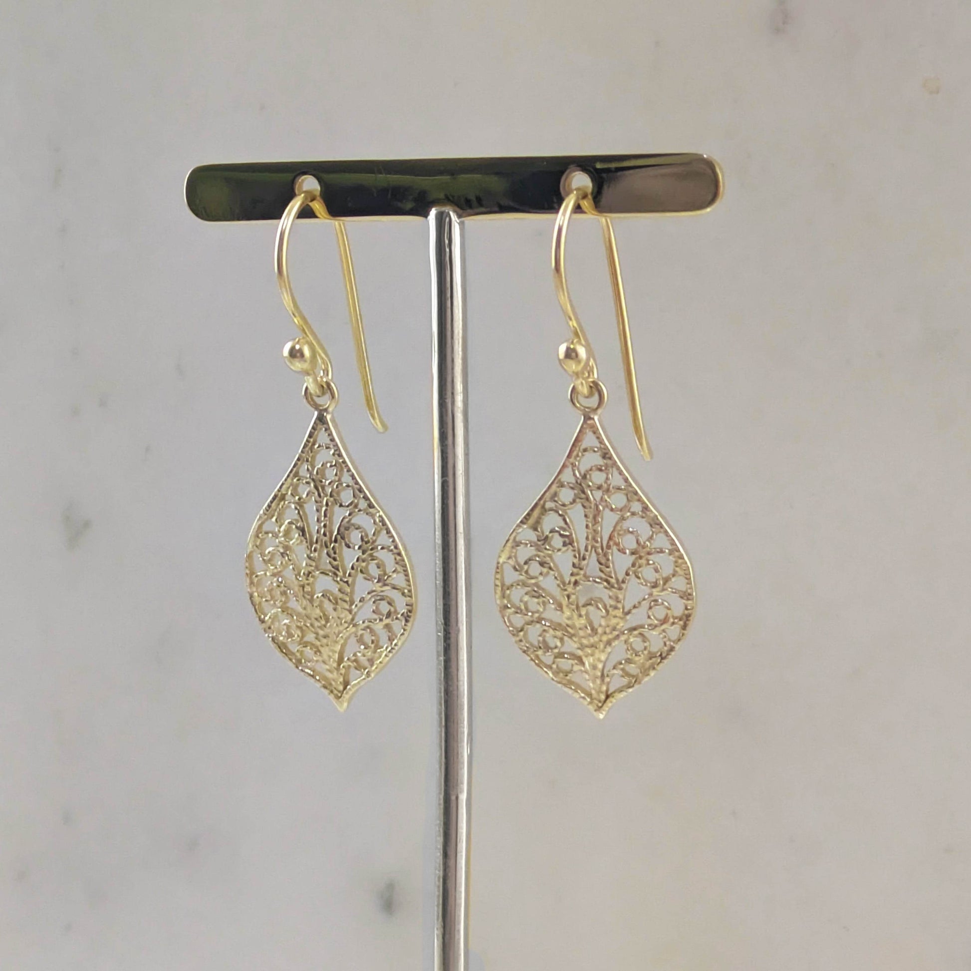 Delicate Filigree Leaf Drop Earrings – Lightweight and Elegant - TurkishBling