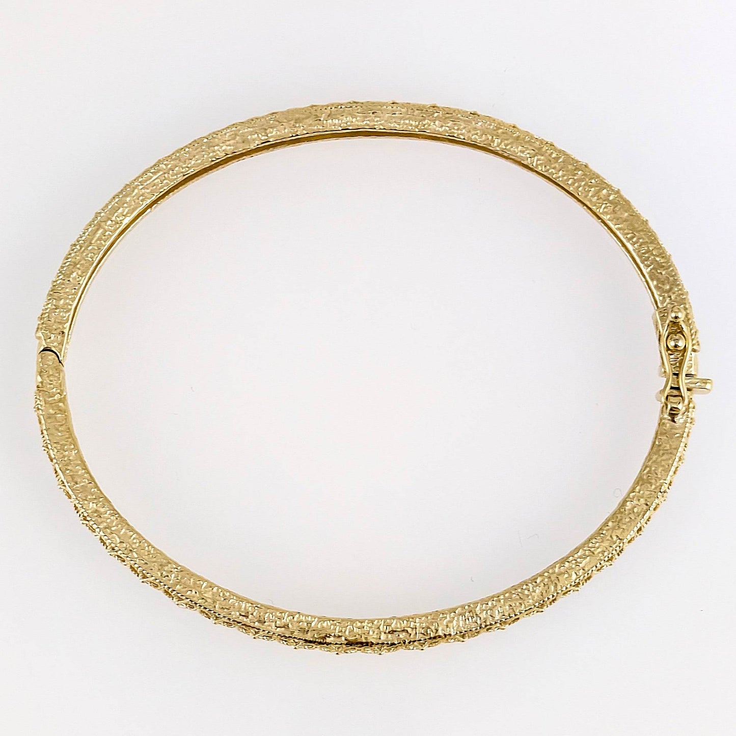 Filigree Pattern Bangle - TurkishBling