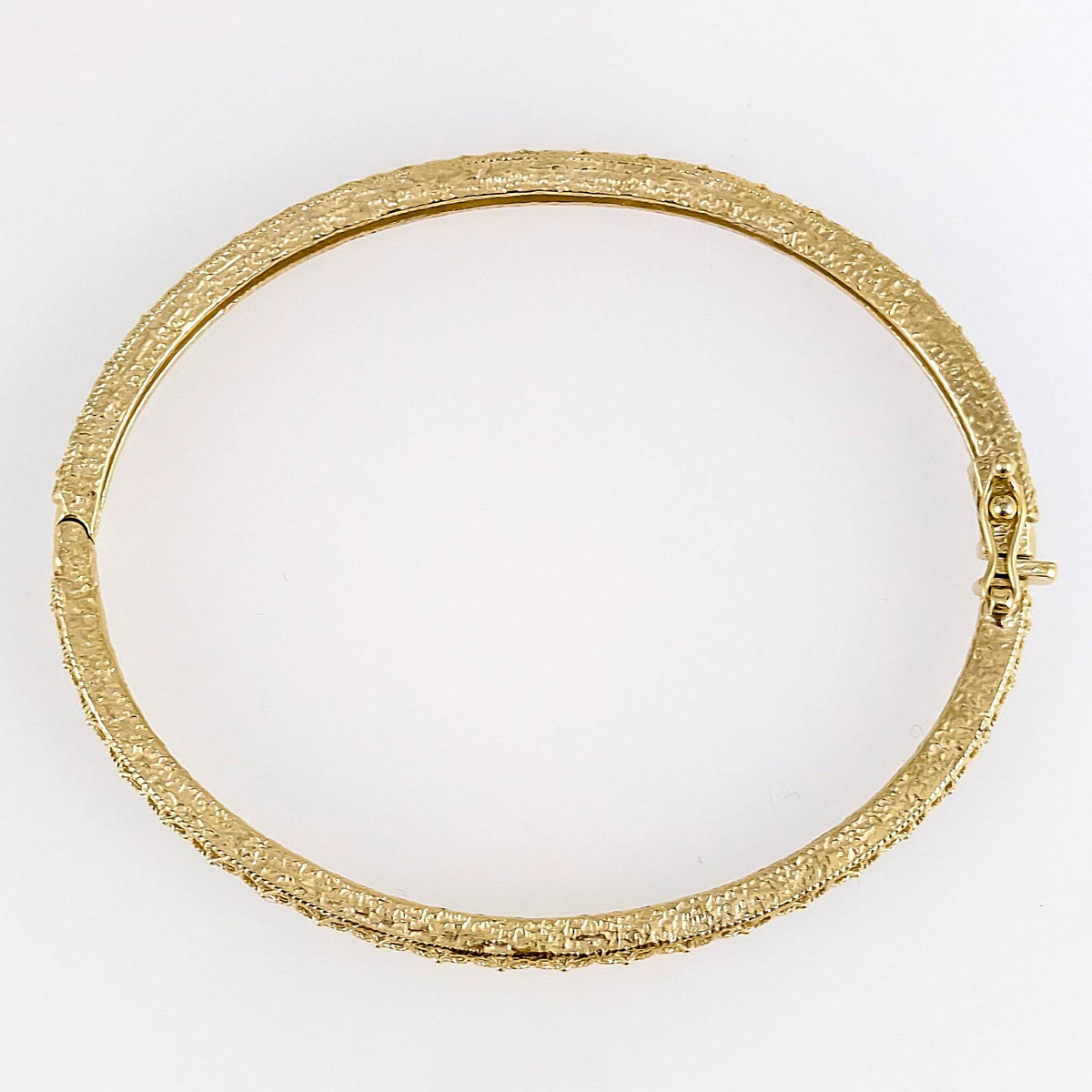 Filigree Pattern Bangle - TurkishBling