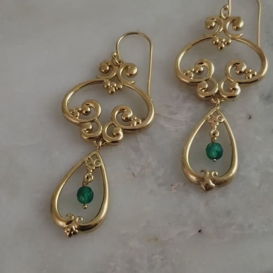 Scrollwork Vintage Style Drop Earrings White or Green Agate