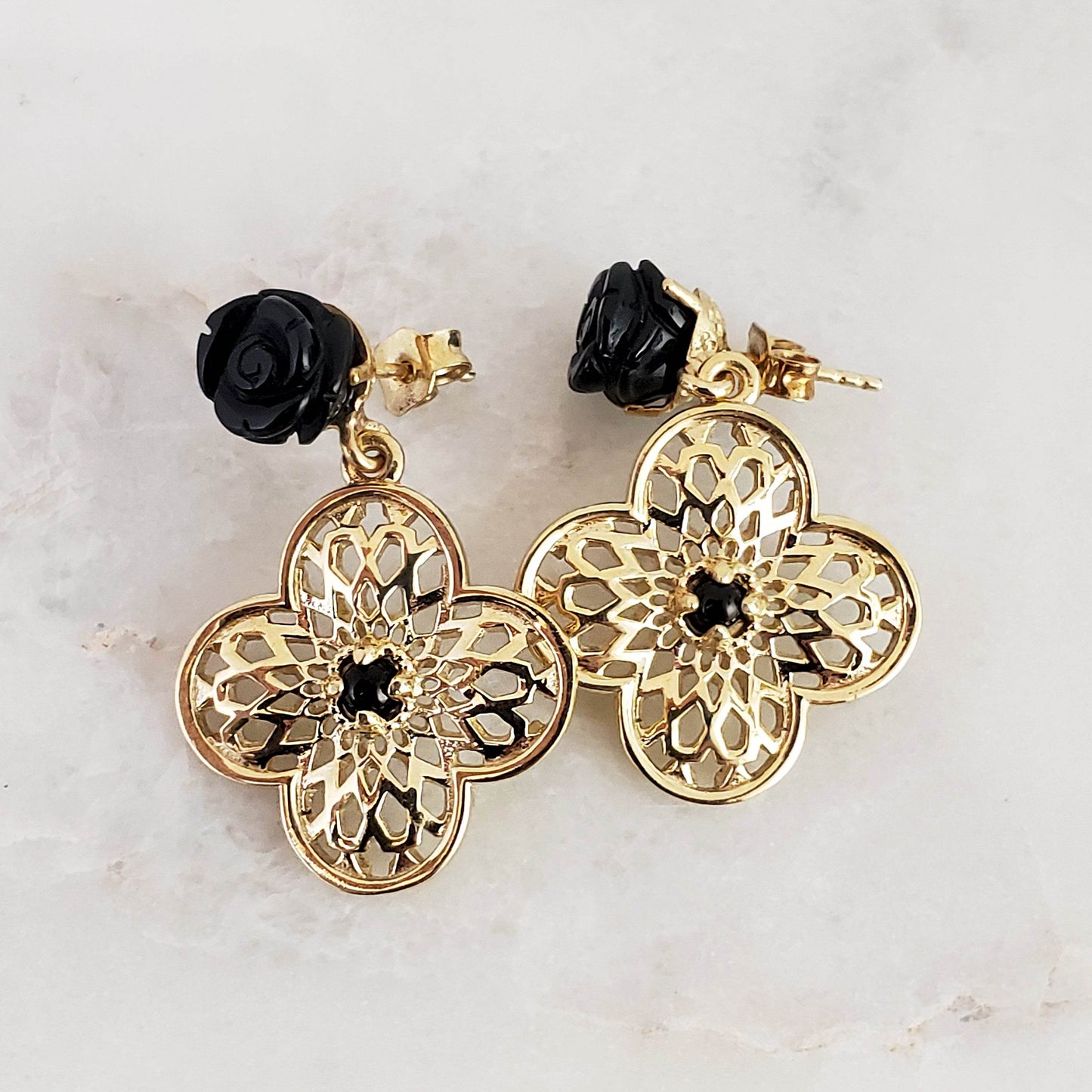 Carved Rose Black Agate Clover Shape Geometric Cut Out Post Earrings - TurkishBling