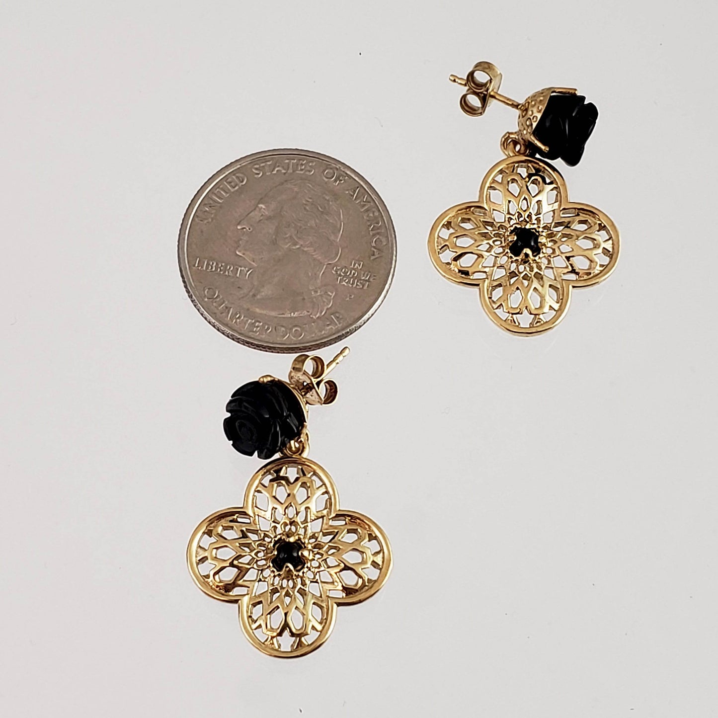 Carved Rose Black Agate Clover Shape Geometric Cut Out Post Earrings - TurkishBling