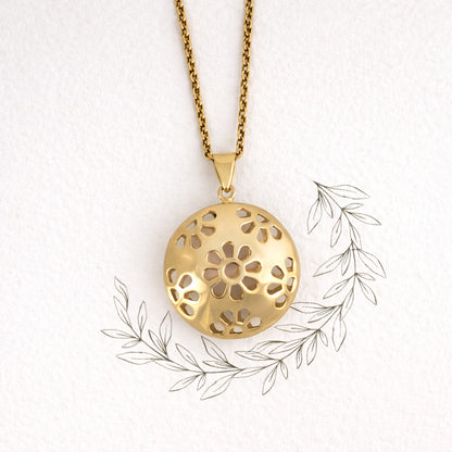 Floral Cutout Pendant Necklace Statement