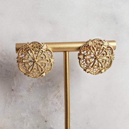 Unforgettable Duo Deal: Shaker Necklace w/ 36” Chain & Filigree Stud Earrings