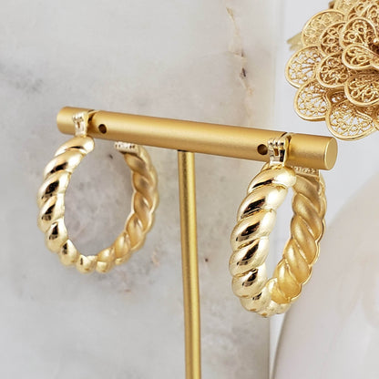 Rope Twist Hoop Earrings with Polished Finish - TurkishBling