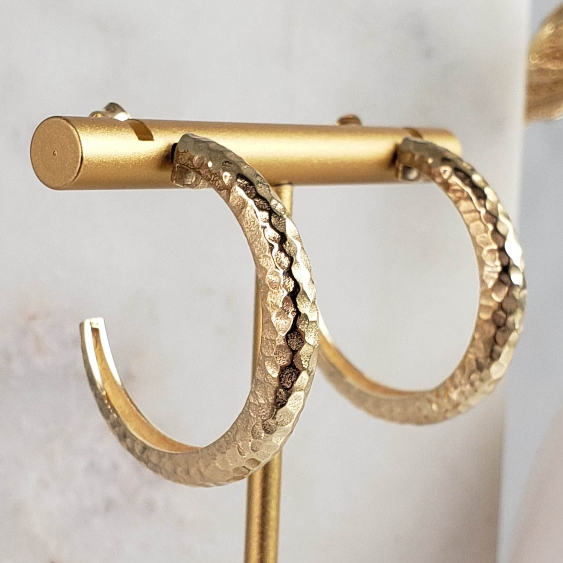 Hammered Hoop Earrings with Satin Texture - TurkishBling