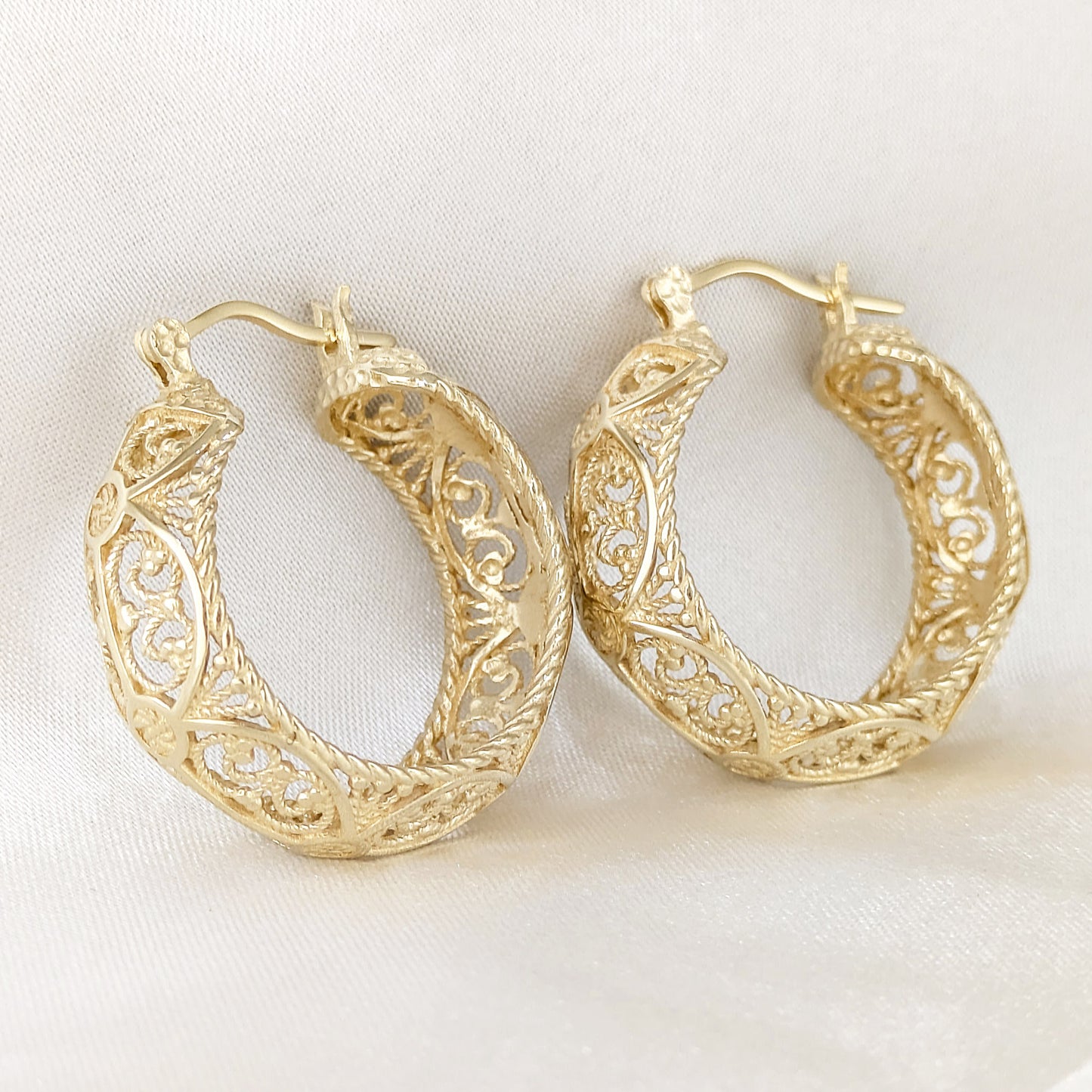 Filigree Hoop Earrings – Intricate Gold Statement Hoops