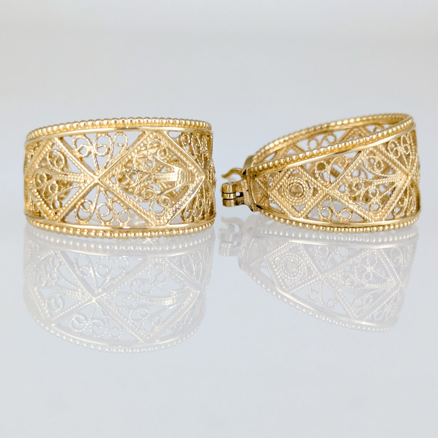 Graduated Filigree Hoop Earrings with Milgrain Detailing