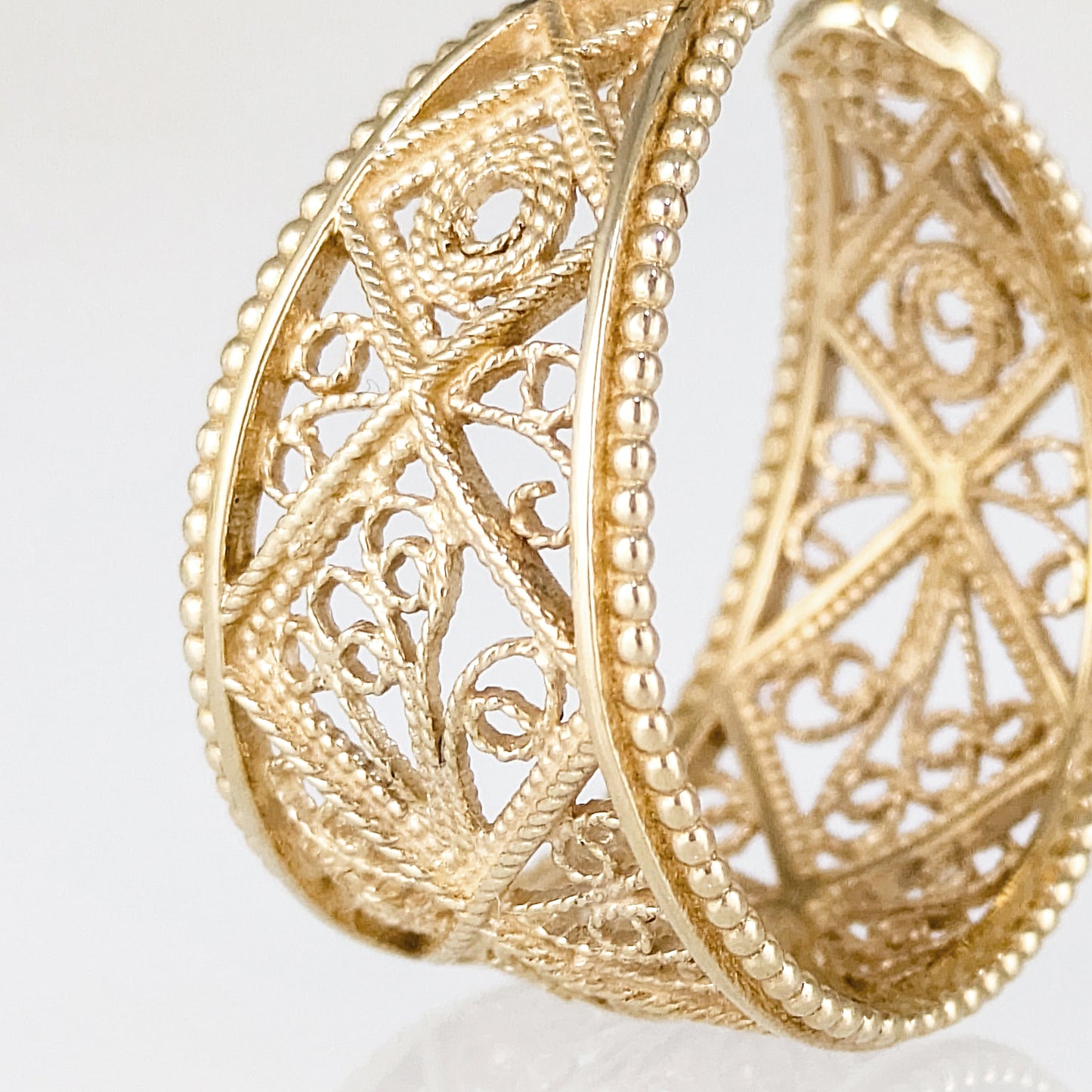 Graduated Filigree Hoop Earrings with Milgrain Detailing
