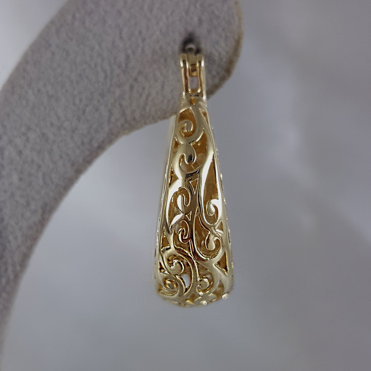 Graduated Scrollwork Hoop Earrings