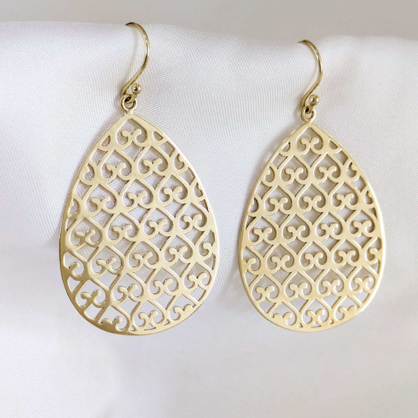 Textured Teardrop Drop Earrings
