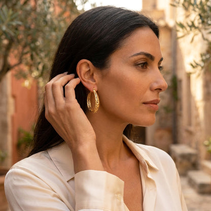 Large Graduated Hoop Earrings with Scrollwork Detailing – 35mm Design