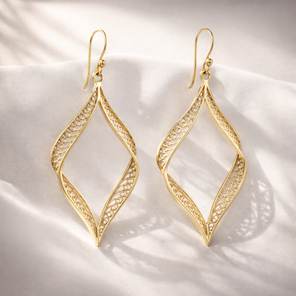 Ribbon Marquise Filigree Dangle Earrings with Sculptural Contour