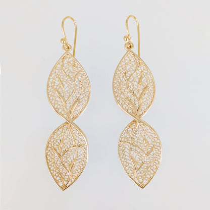 Nature Inspired Filigree Leaf Dangle Earrings – Elegant Long Earrings with Intricate Detail