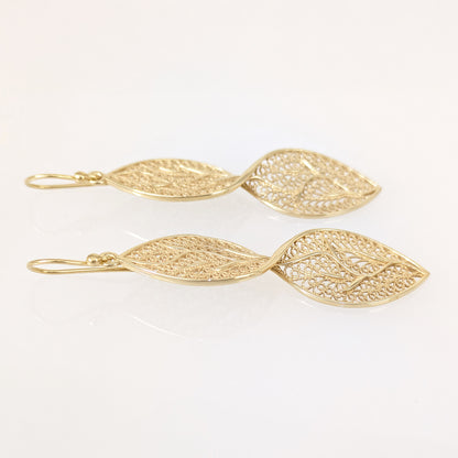Nature Inspired Filigree Leaf Dangle Earrings – Elegant Long Earrings with Intricate Detail