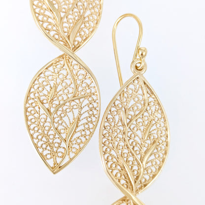 Nature Inspired Filigree Leaf Dangle Earrings – Elegant Long Earrings with Intricate Detail