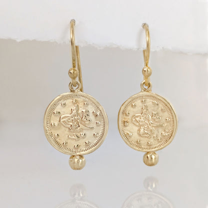 Textured Gold Coin Drop Earrings – Vintage Inspired