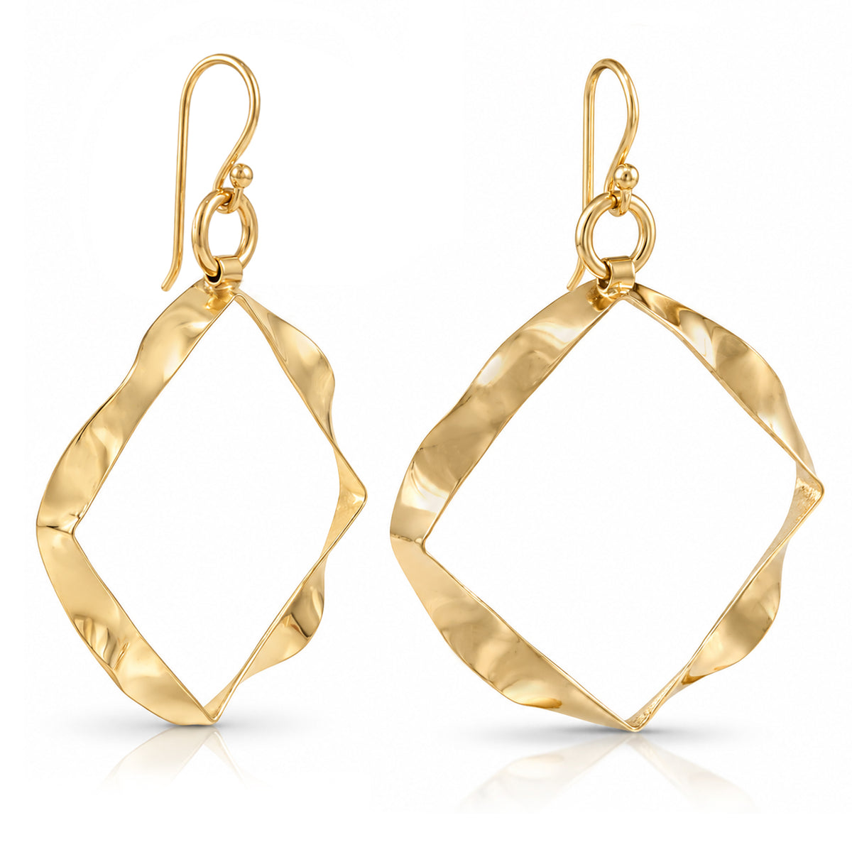 Wavy Square Drop Earrings – Bold Open Frame Look