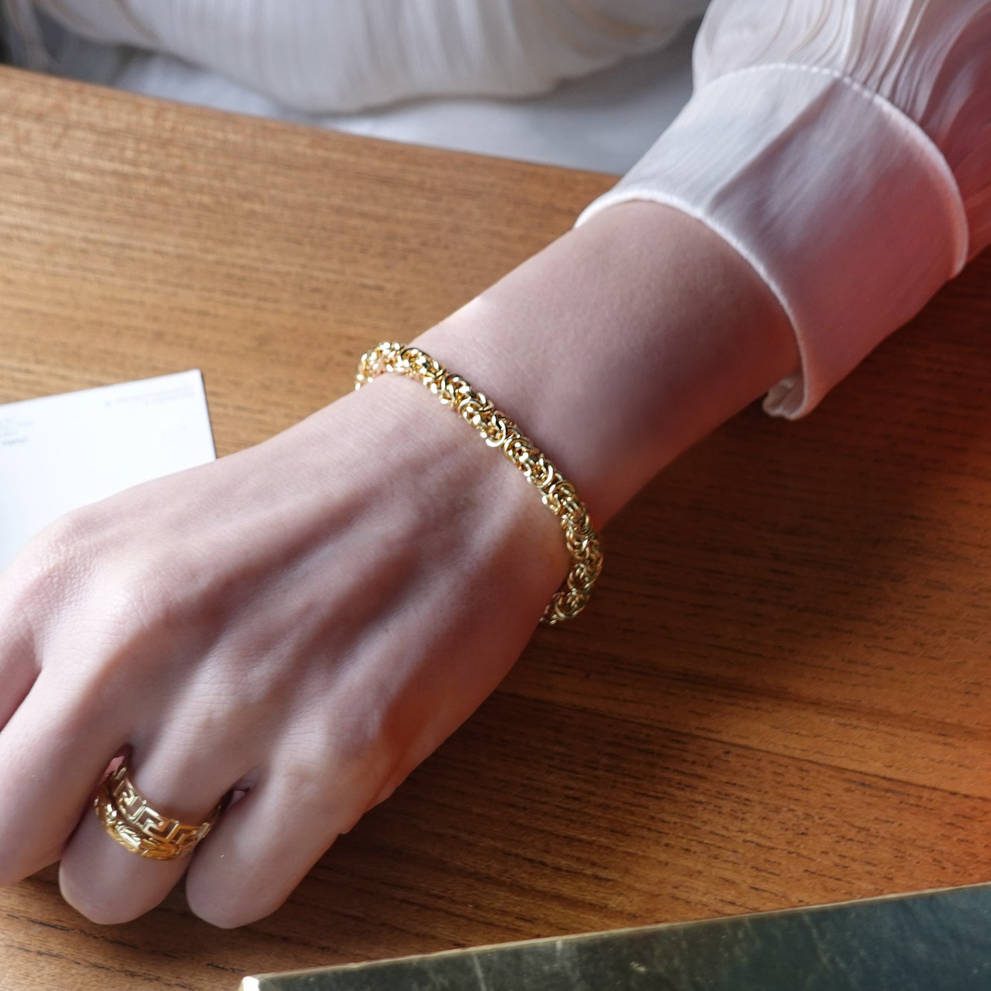 Byzantine Chain Bracelet – 7+1 in. Adjustable Toggle Clasp with Gemstone accent, 5.5 mm Width