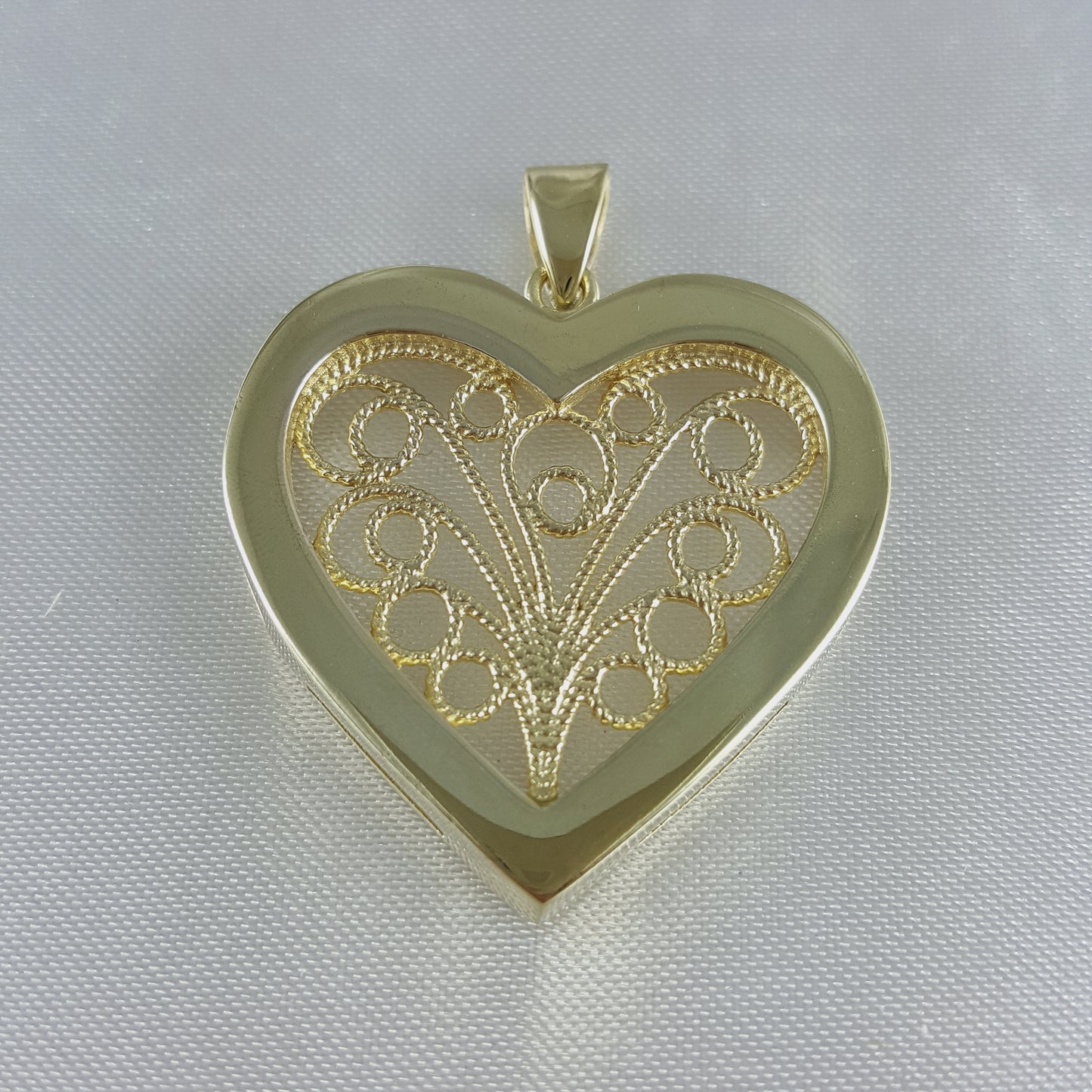 Heart Shaped Artisan Filigree Pendant