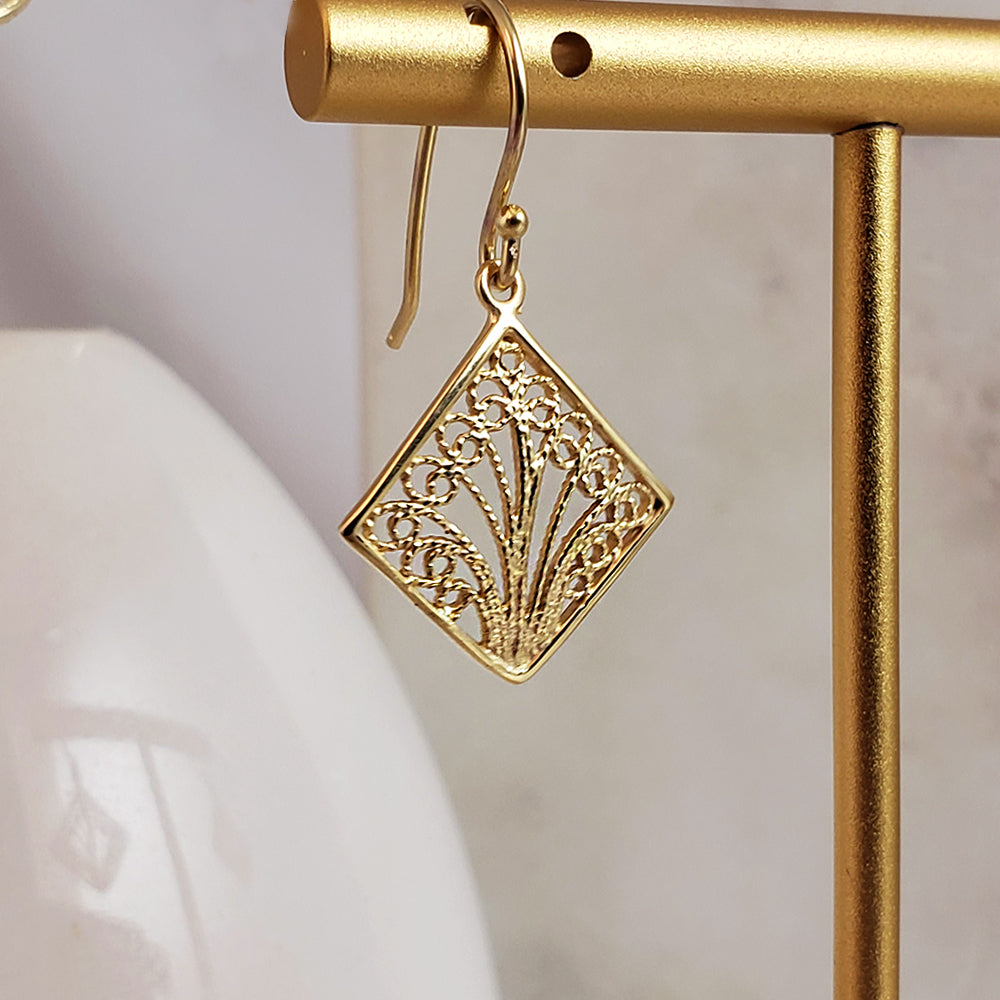 Aesthetic Filigree Square Dangle Earrings