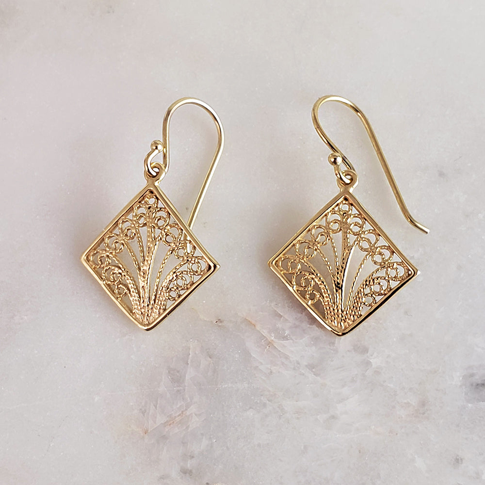 Aesthetic Filigree Square Dangle Earrings