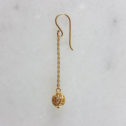 Filigree Drop Ball Long Threader Earrings - TurkishBling