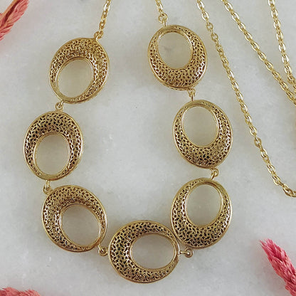 Crescent Moon Gold filigree Necklace with lobster clasp - TurkishBling