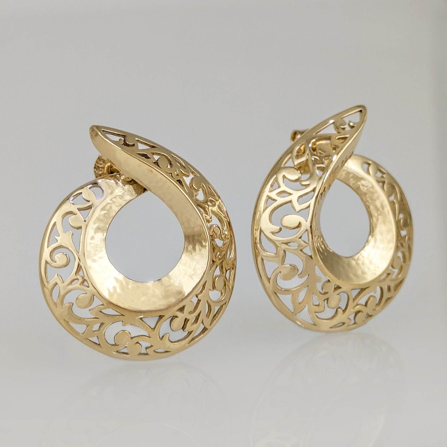 Filigree Swirl Hoop Earrings with Openwork Design - TurkishBling