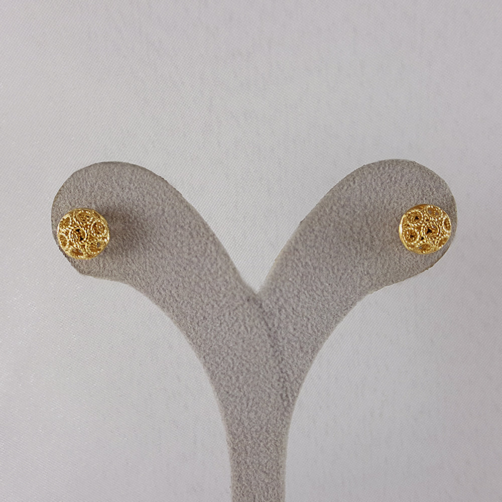 Round Gold Filigree Bead Stud Earrings with Diamond Cut