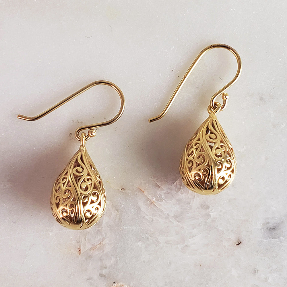 Alluring Gold Teardrop Nightingale Earrings