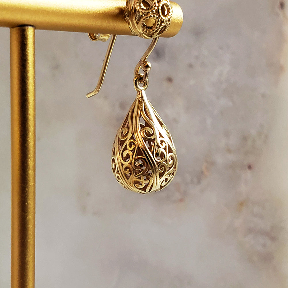 Alluring Gold Teardrop Nightingale Earrings