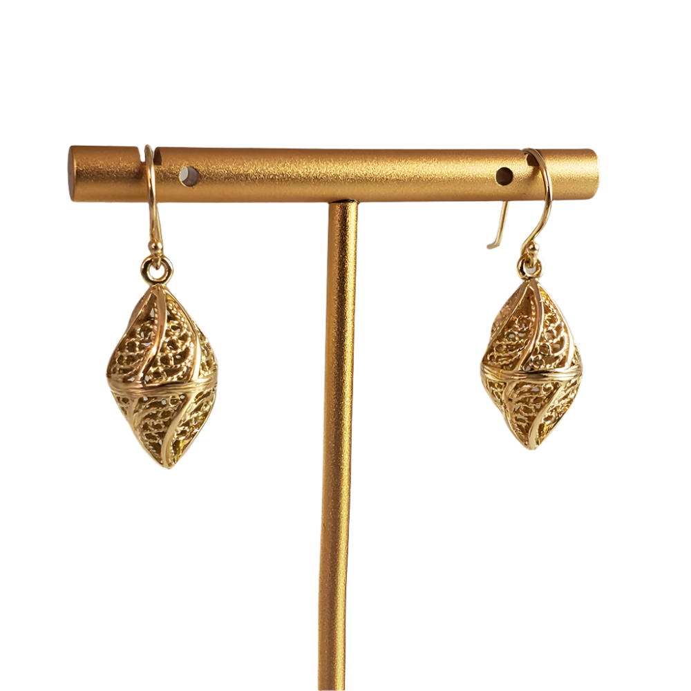Mesmerizing Gold Nightingale Drop Earrings