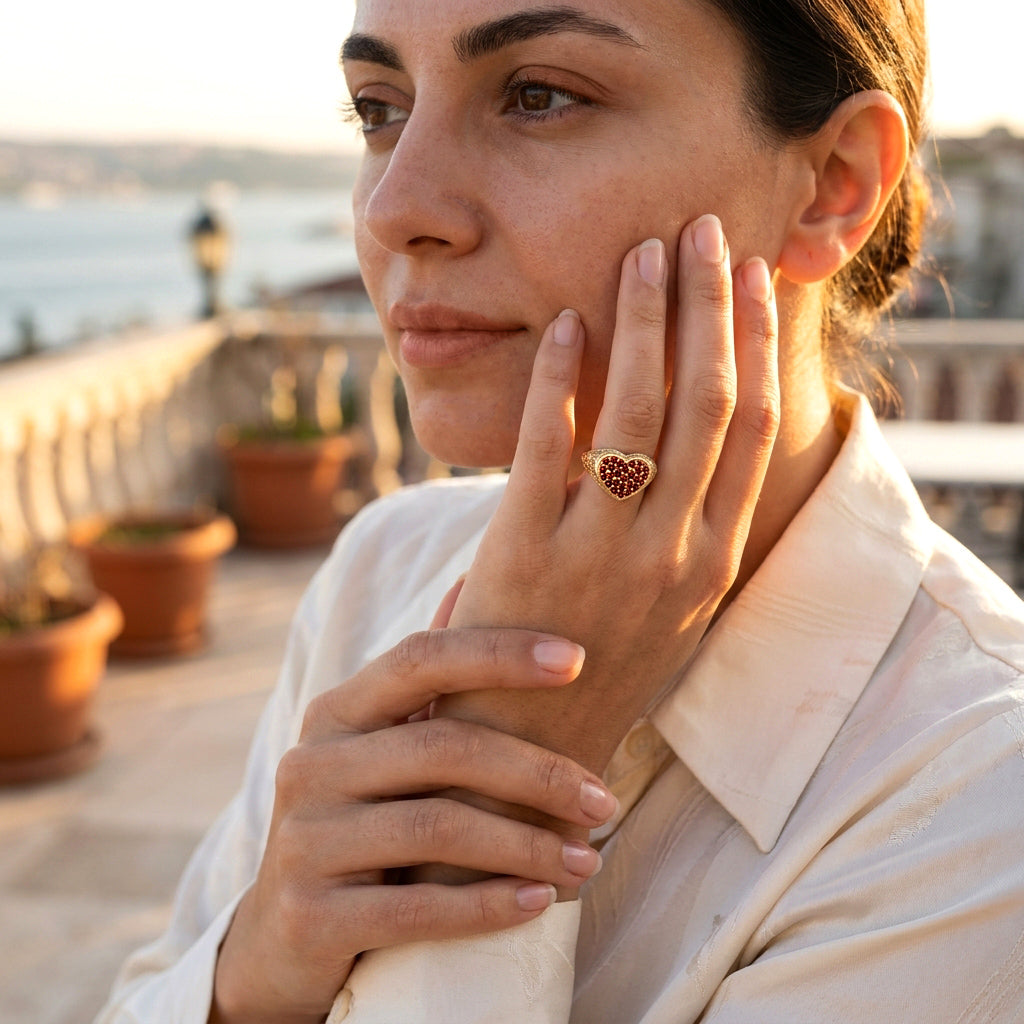 Heart Filigree Ring with Red Cubic Zirconia – Romantic Gold Statement Ring