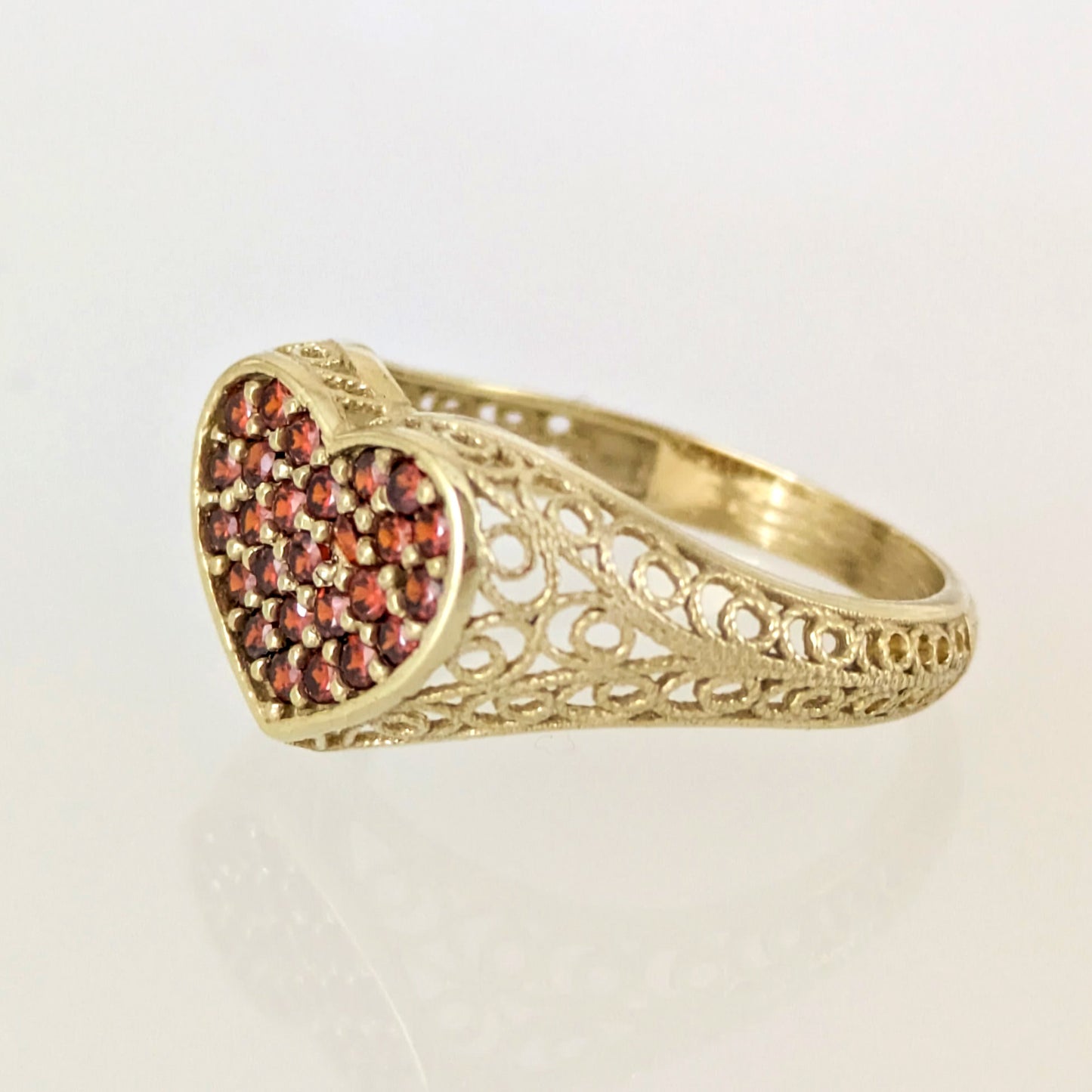Heart Filigree Ring with Red Cubic Zirconia – Romantic Gold Statement Ring